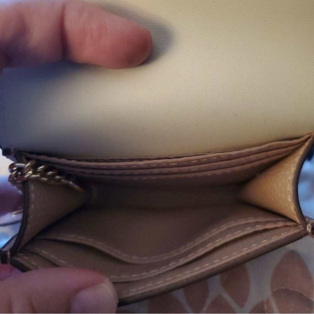 Scalloped Card Wallet with Keyring Nanette Lepore - Picture 5 of 5